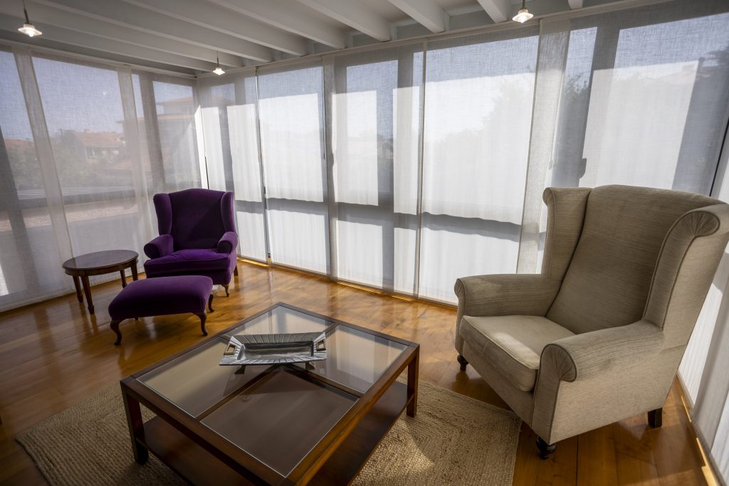 Casa con piscina cubierta en Pontejos, cerca de Santander - foto 1