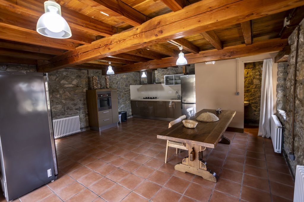 Casa con piscina cubierta en Pontejos, cerca de Santander - foto 43